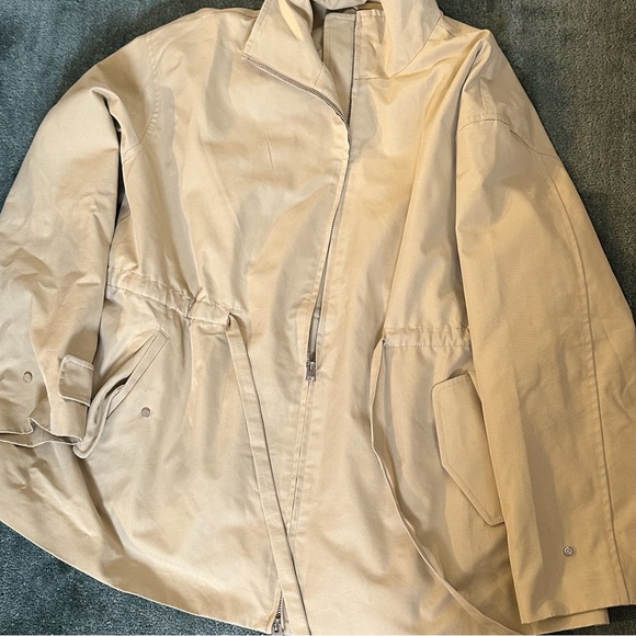 Women's Cream Jacket - Picture 6 of 6